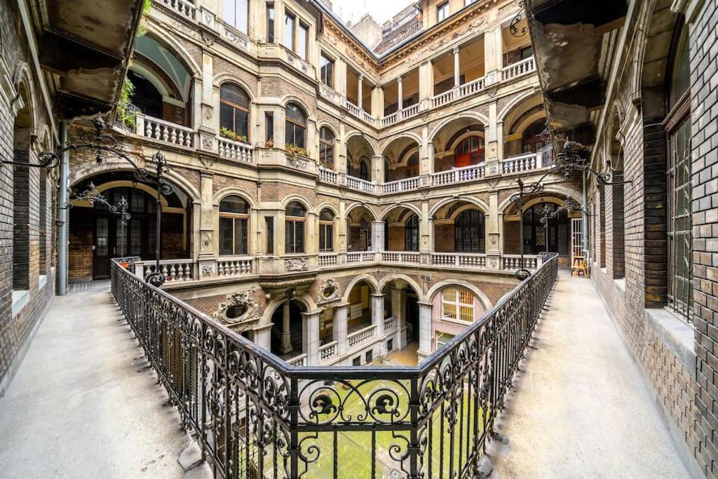 Andrassy Grandeur With Indoor Parking Apartment Budapesta Exterior foto