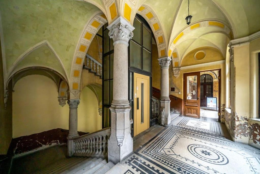 Andrassy Grandeur With Indoor Parking Apartment Budapesta Exterior foto