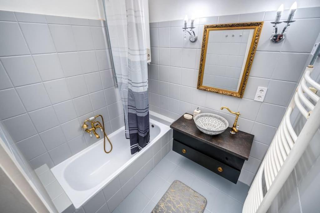 Andrassy Grandeur With Indoor Parking Apartment Budapesta Exterior foto